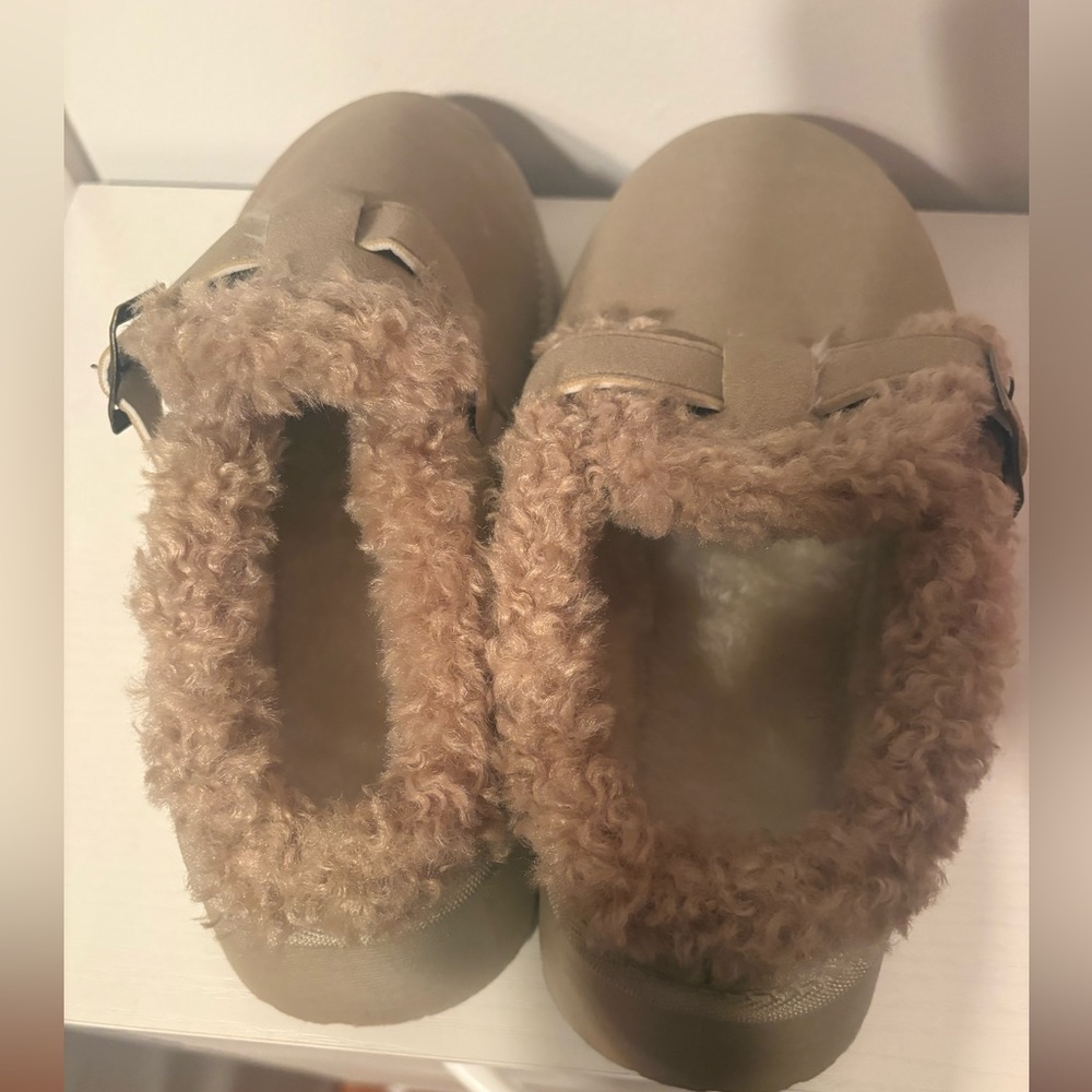 Cozy Beige Women's Shoes with Buckle - Picture 3 of 7